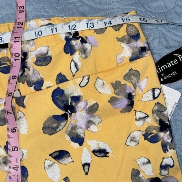 Zac & Rachel Womens Floral Capri Pants Size 12 Yellow & Purple - Picture 6 of 7